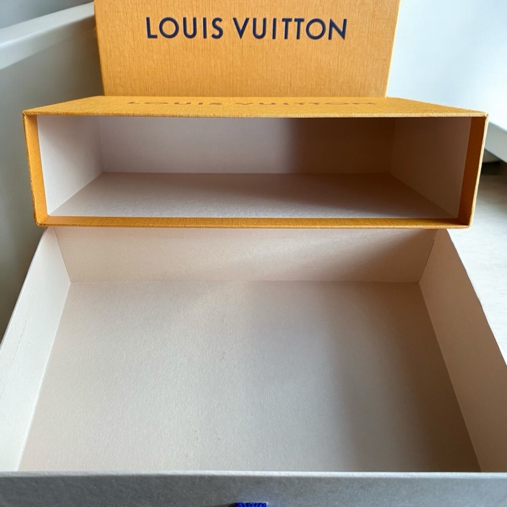 Louis Vuitton (Bundle Of 2) LV Signature drawer box - Picture 2 of 8